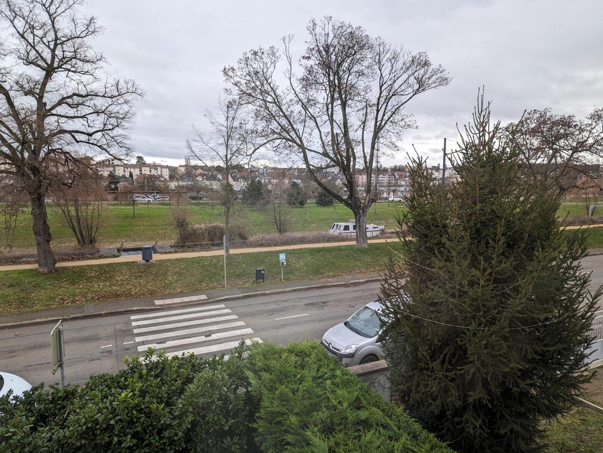 Le Balois - Appartement 2 Chambres, Salon, Cuisine Equipee, Parking Et Wifi Gratuit Mulhouse Exterior foto